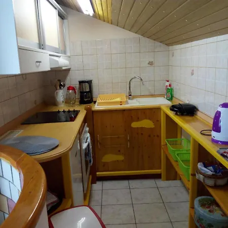 With A Parking Space - 14946 Ζαντάρ